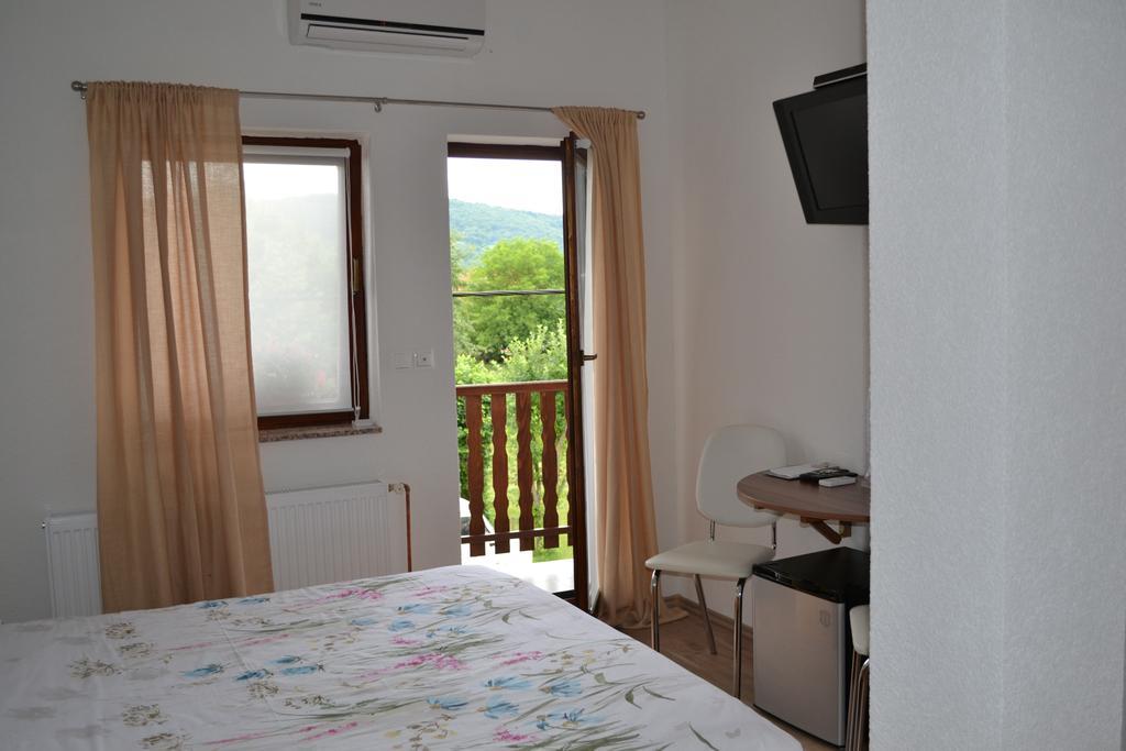 Guesthouse Žalac Slunj Eksteriør billede